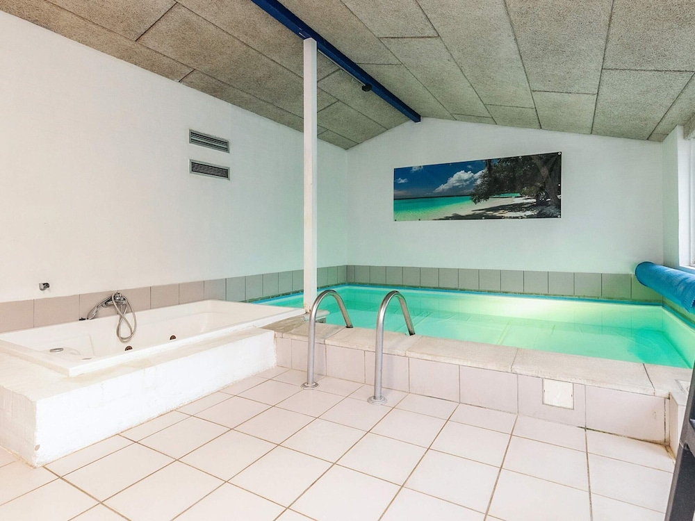 4 Star Holiday Home in Vaeggerlose