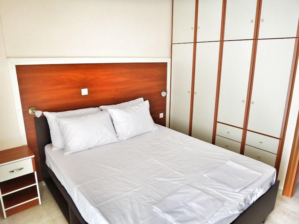 Midia Suites photo 3