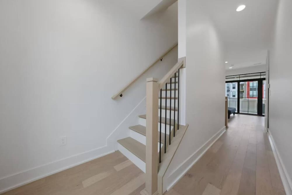 Jungle House Premier Residences – Downtown Columbus & Short North
