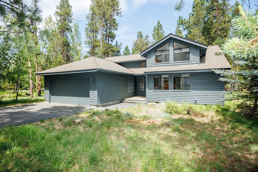 Blue Goose 16 4 Bedroom Home