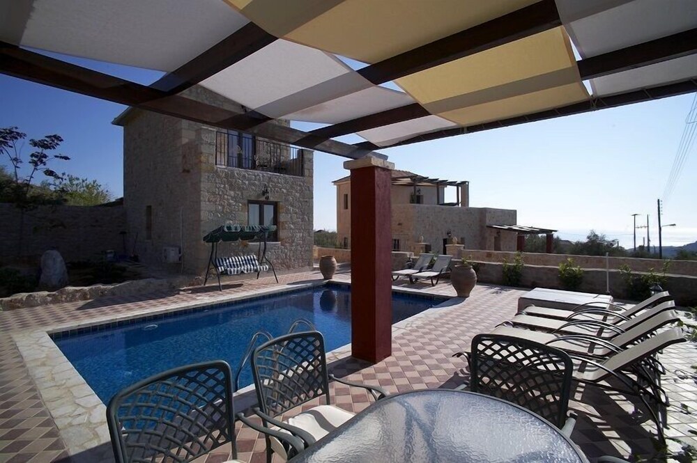 Olympia Villas