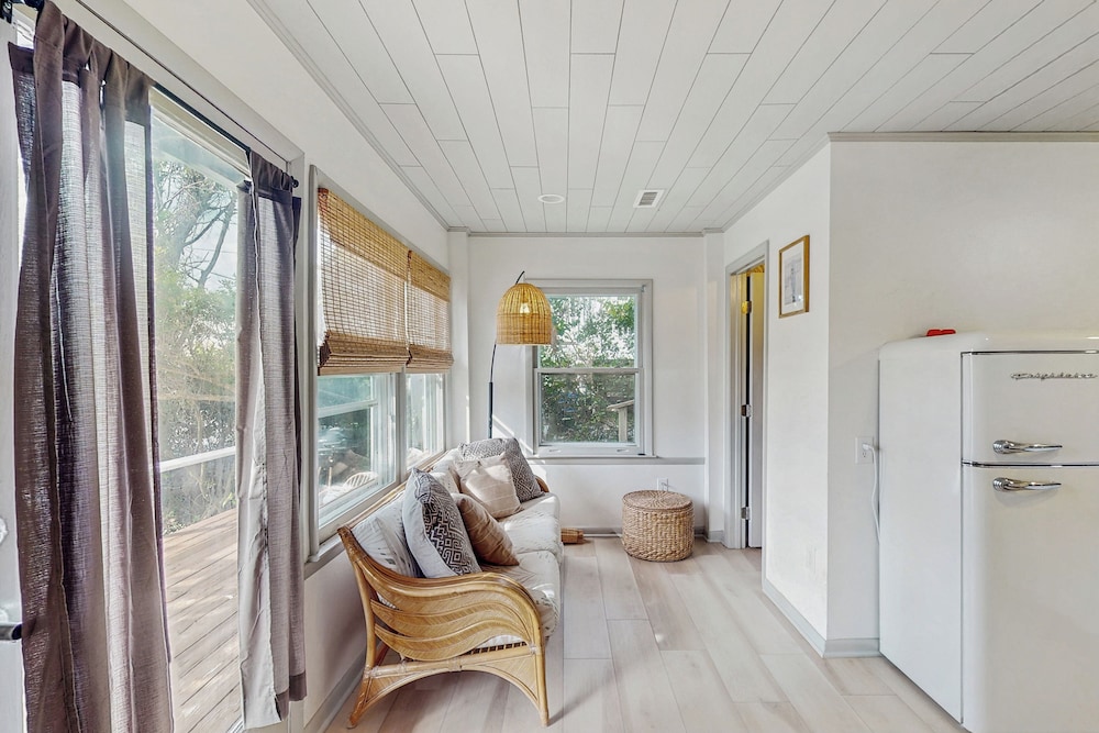 Entire House - Serenity in Surf City