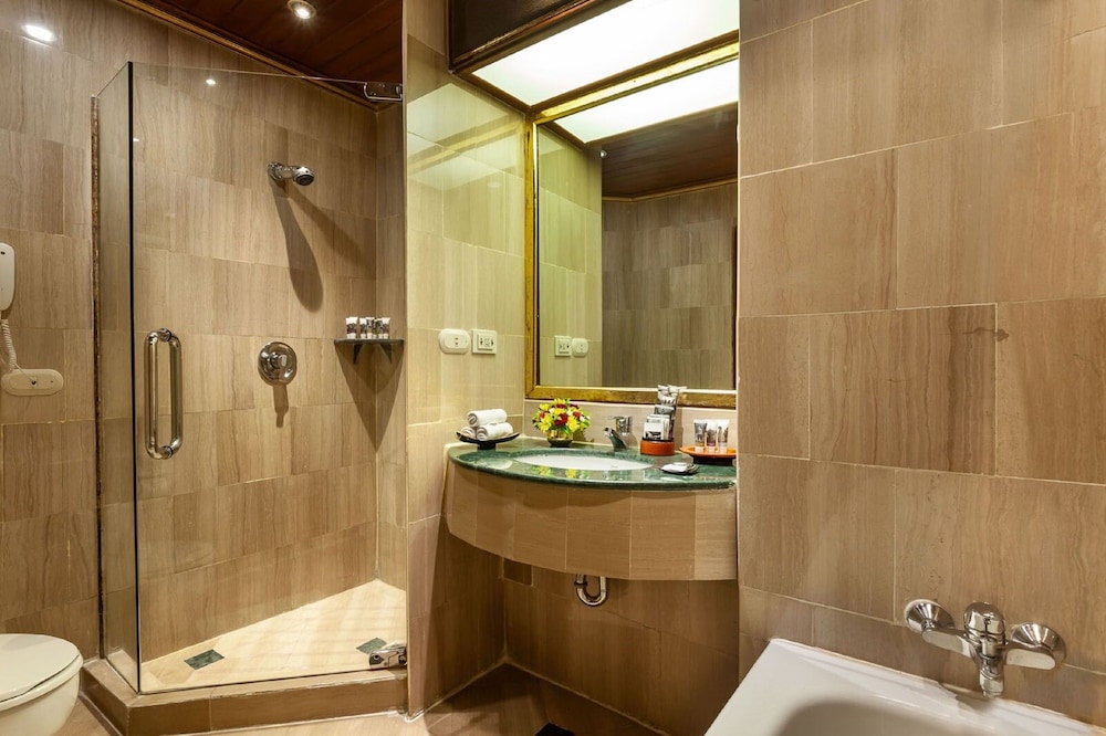 Mercure Mandalay Hill Resort