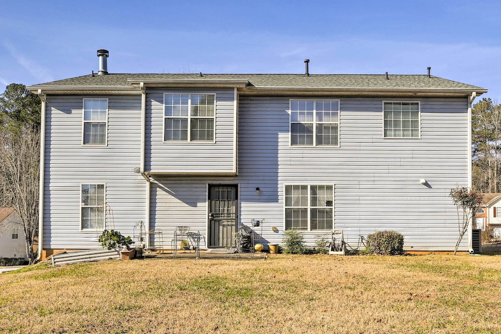 Updated Lithonia Cottage ~ 7 Mi to Stone Mtn! view 2