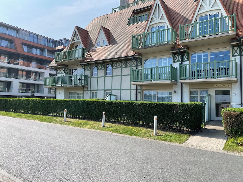Apartment in Nieuwpoort Near Flemish Coast