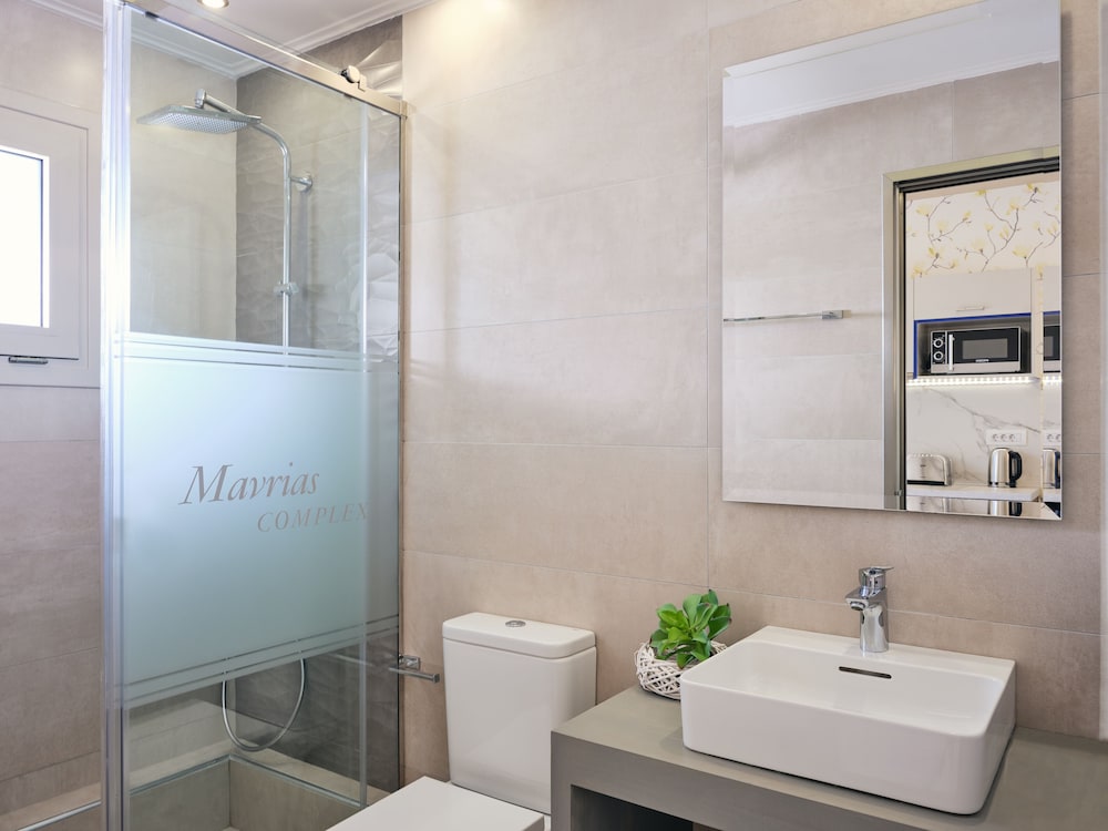 Mavrias Complex photo 2