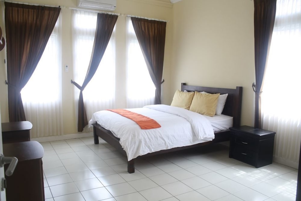 Villa Sofia Kota Bunga