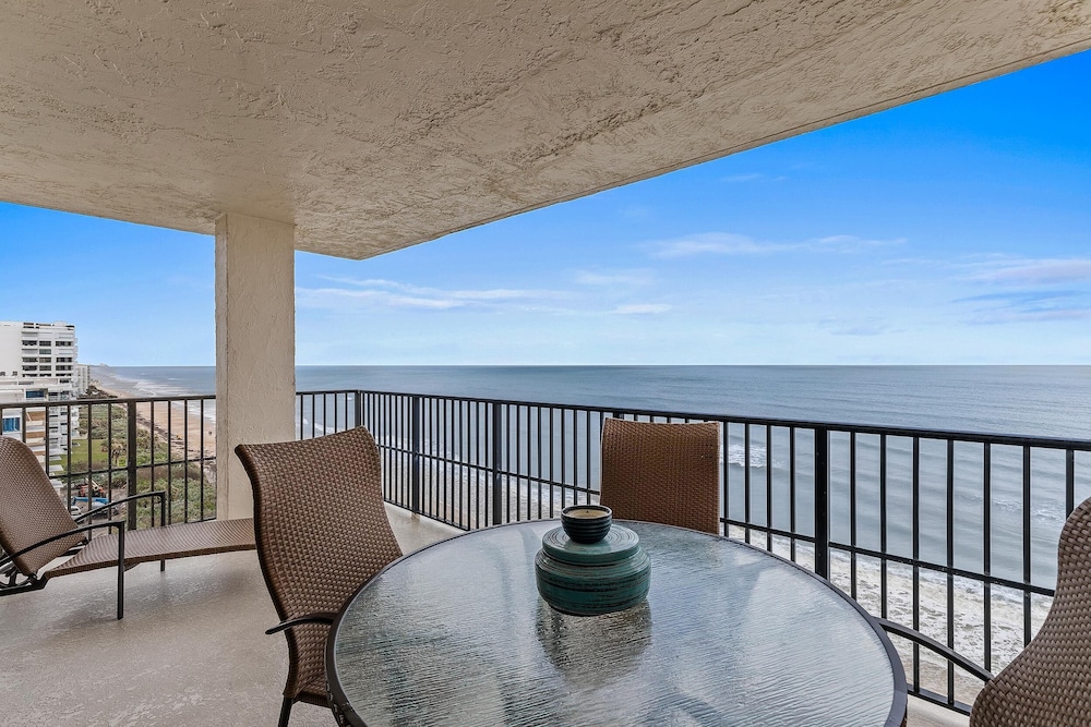 Southwind 905