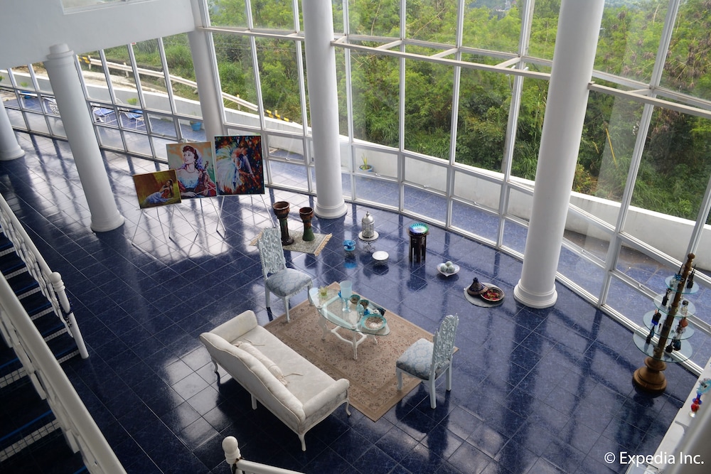 Costiera Fermiliana Tagaytay