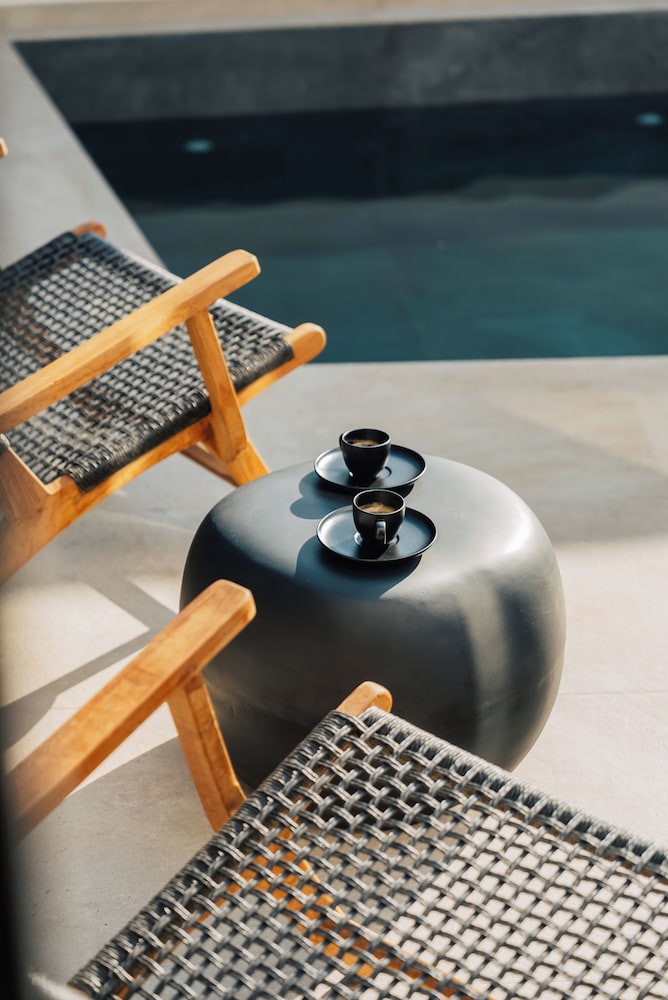 Erthā Suites with private pools