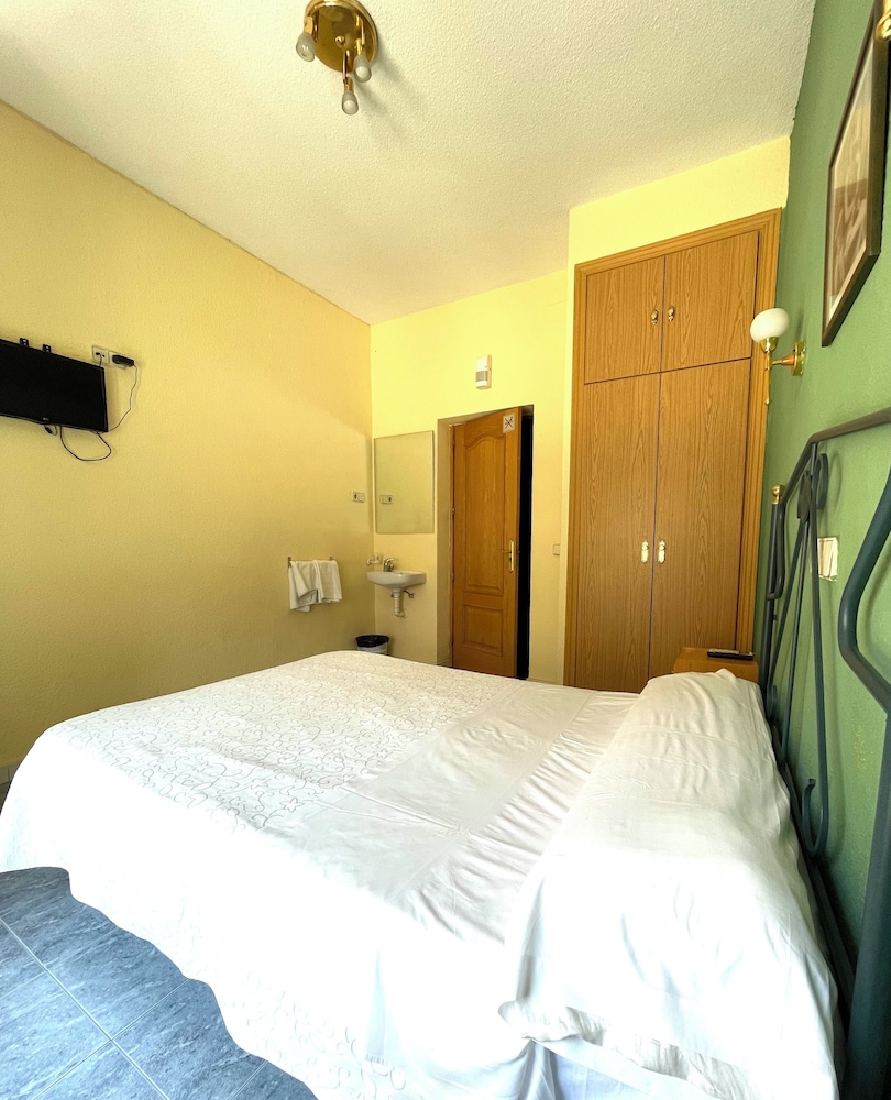 Hostal Fernández Atocha