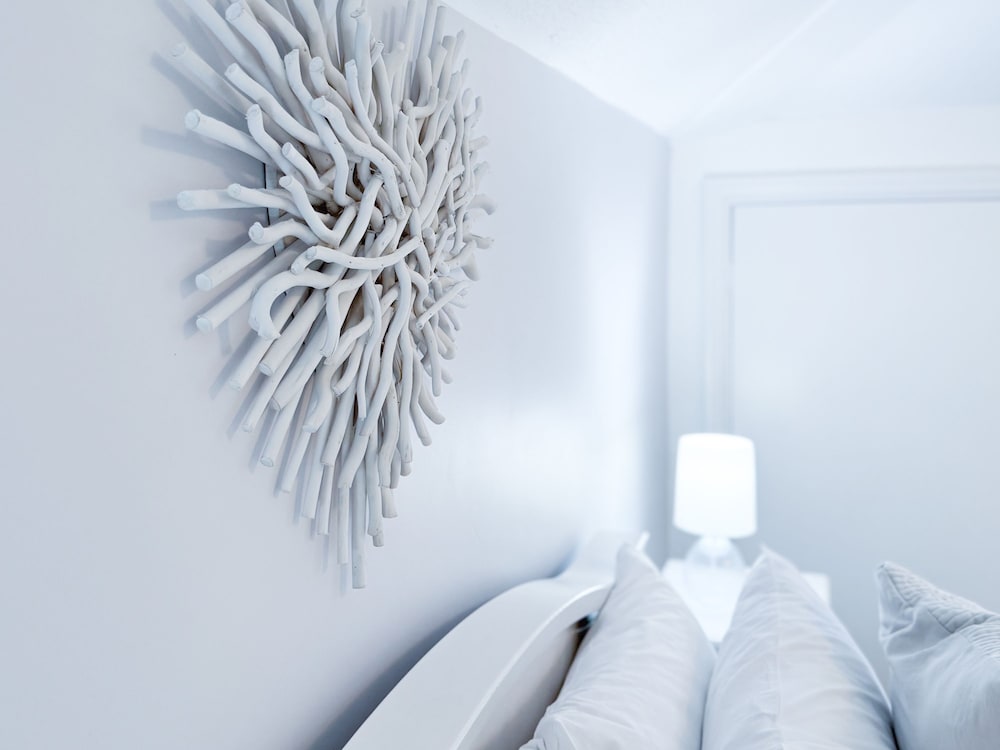 Elegant 2BR Broadstairs Coastal Escape by Adliv