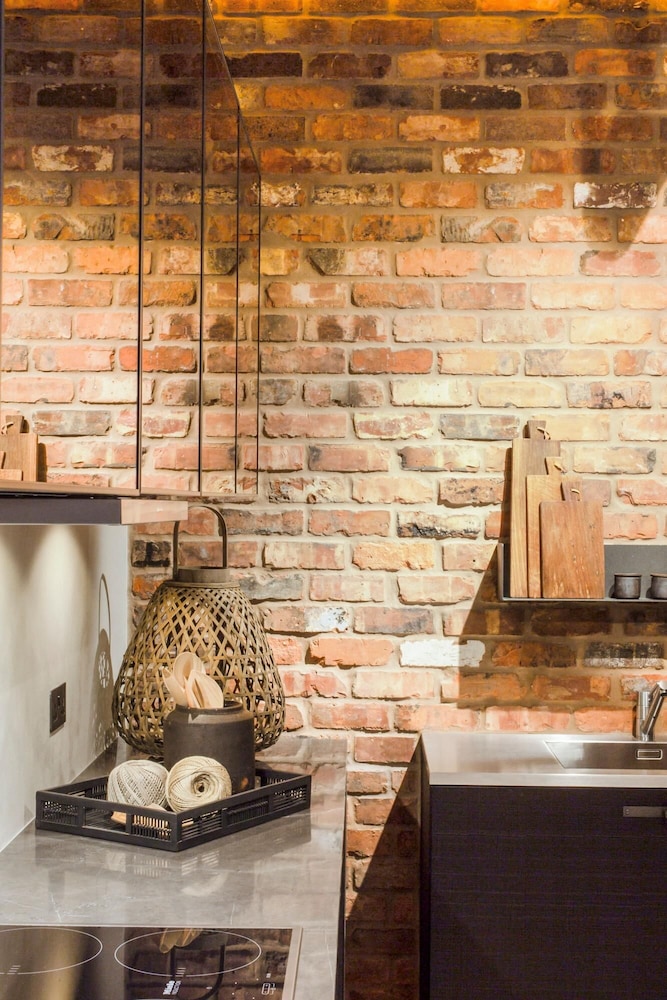 Luxurious Mews House in Pavilion Road - 3 Bedroom