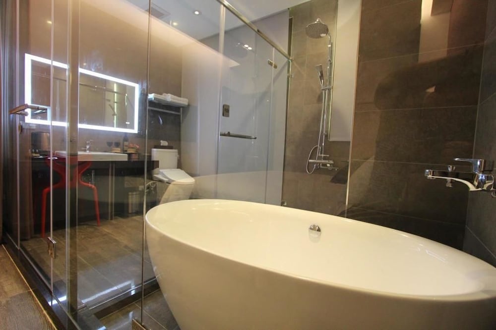FunsonHotel