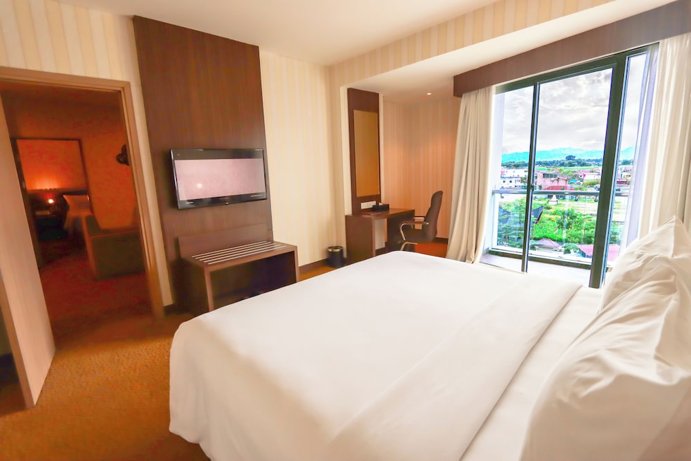 Labersa Hotel And Convention Center Toba Balige