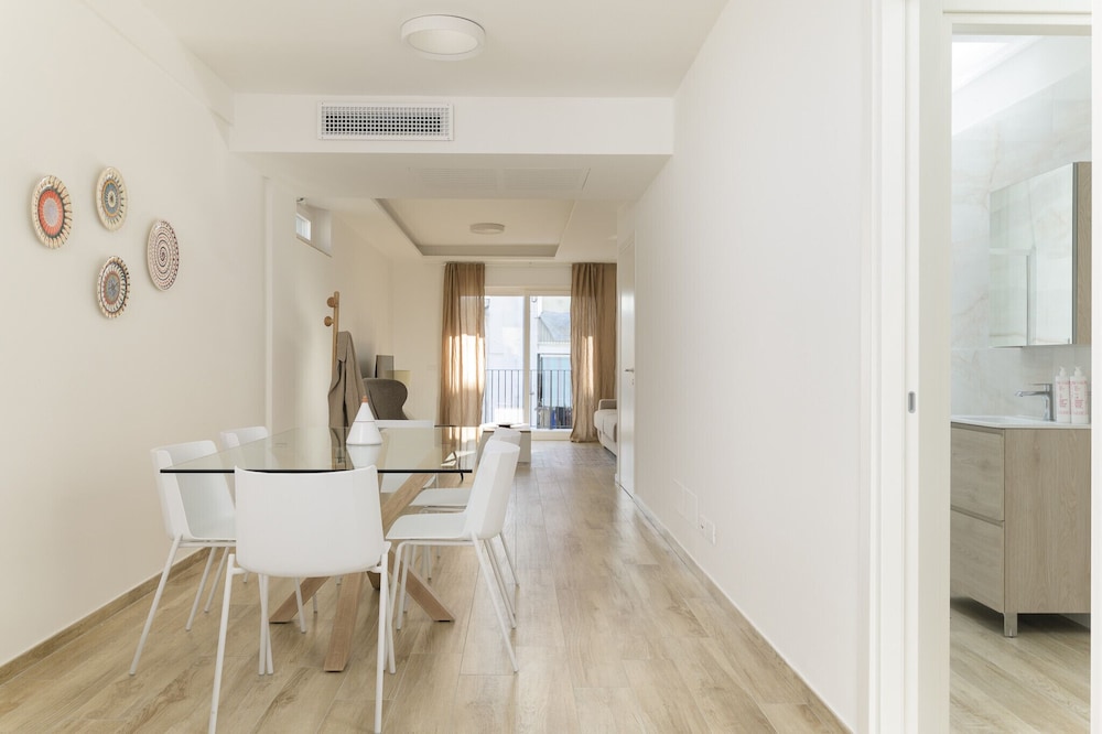 Palazzo Murat - Penthouse Apartment With Terrace by Wonderful Italy