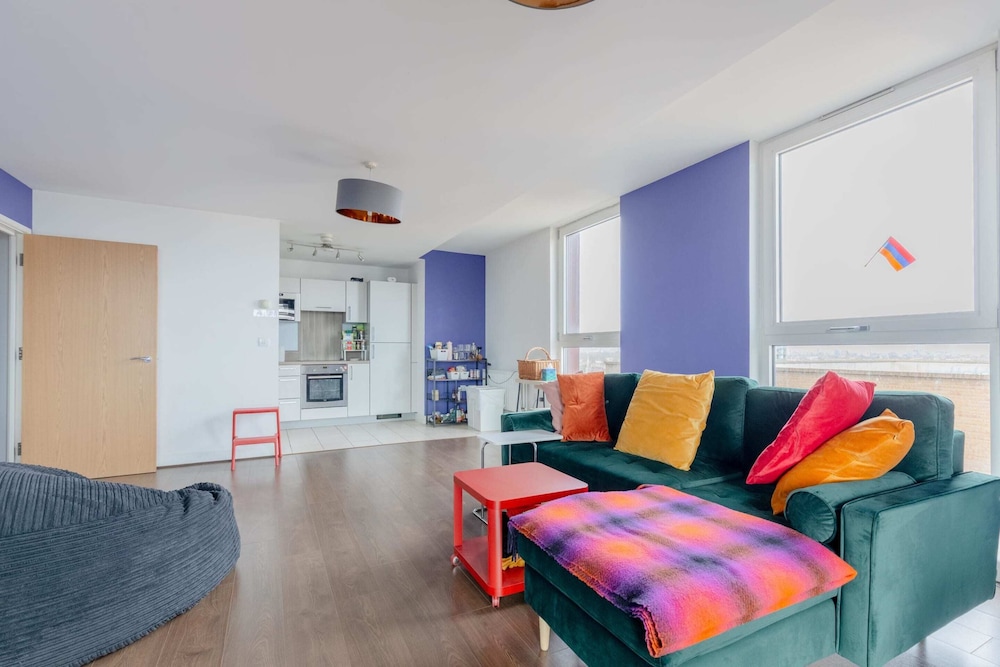 Quirky 1BD Flat W/gym & City Views Dalston!