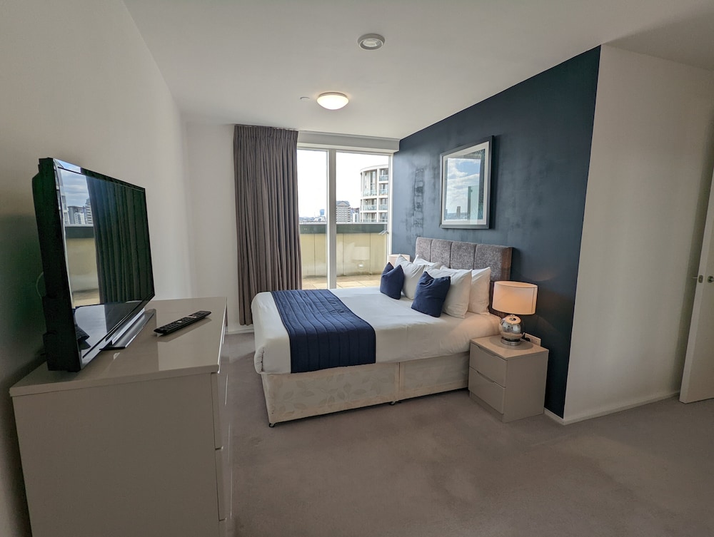 Millharbour Apartments By Charles Hope