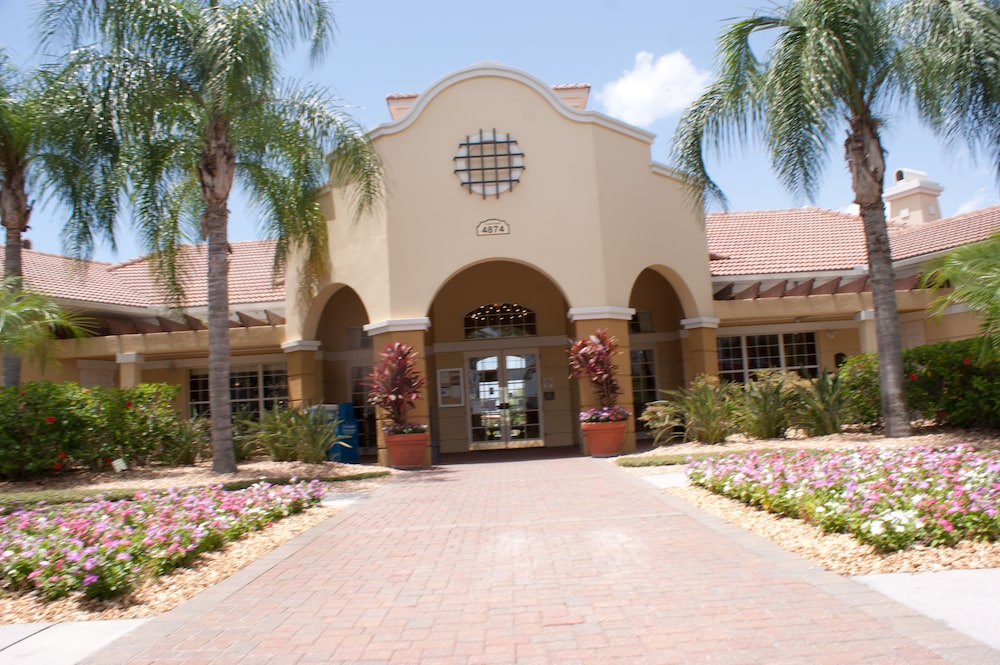 Hotel Alamo Vacation Townhomes - Image 1