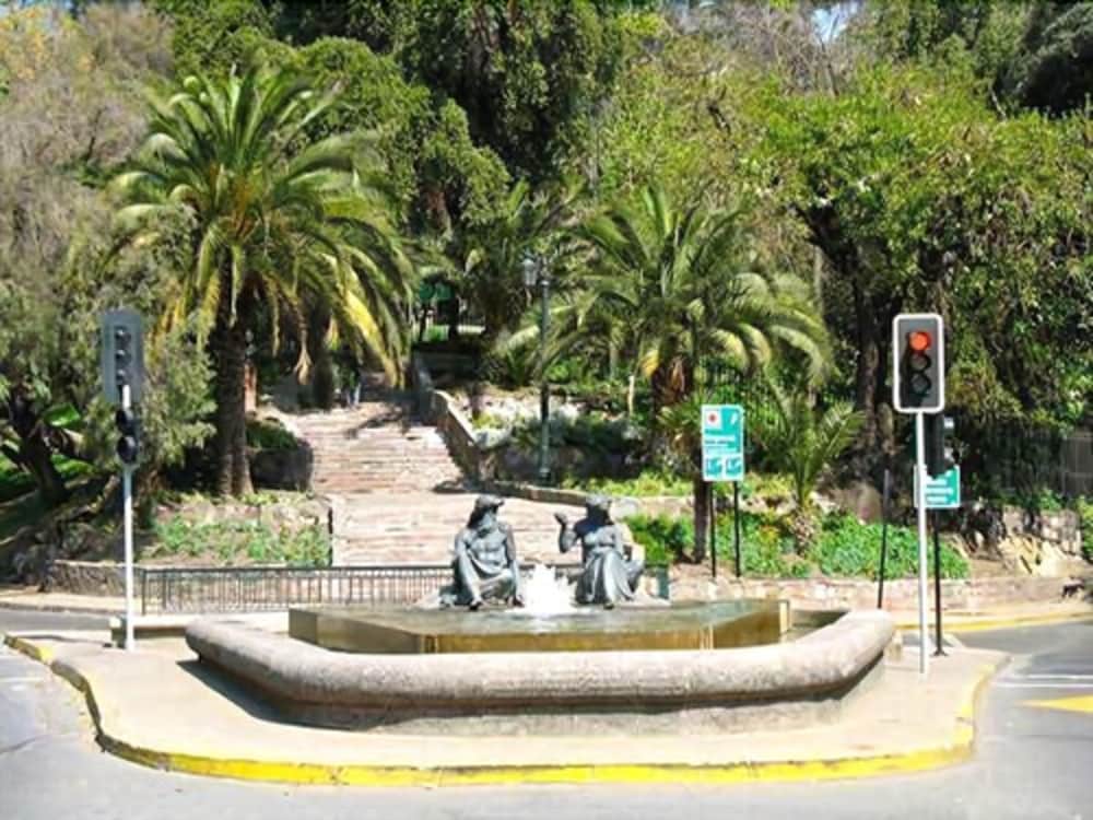 AMS Apartments Monjitas