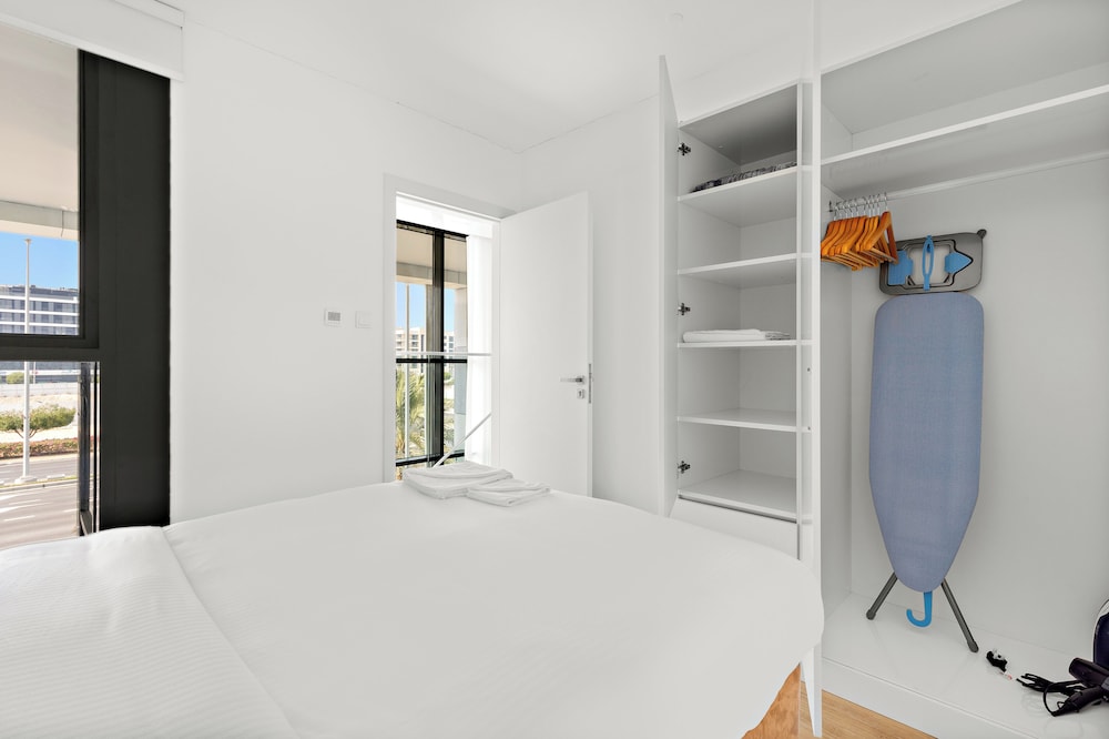 Silkhaus Al Raha Lofts 2