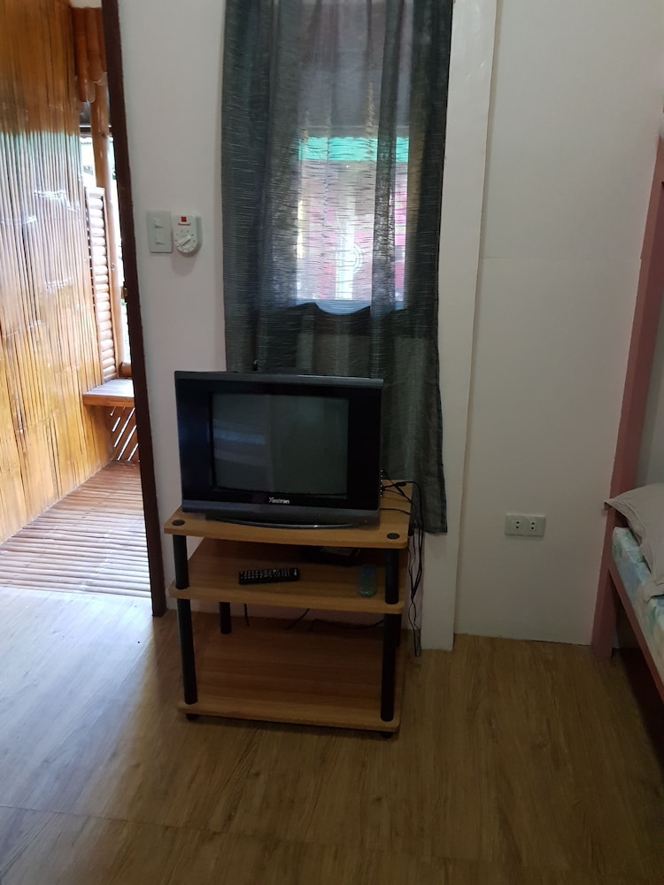 Pleasant Valley Guesthouse - Baler
