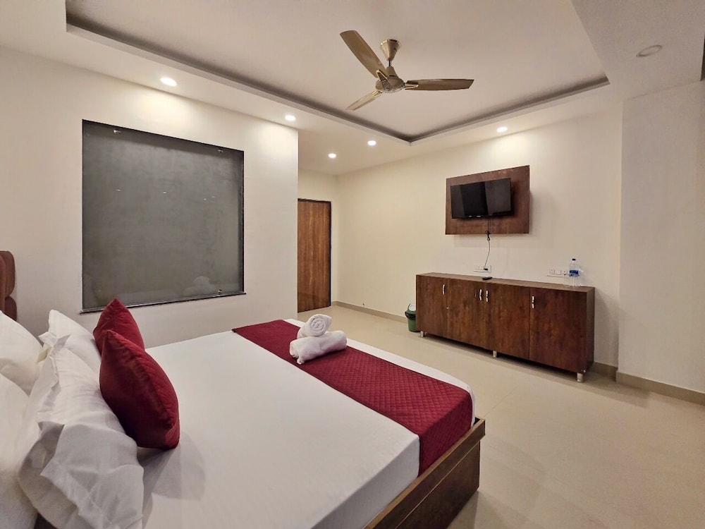 Aghor Guest House