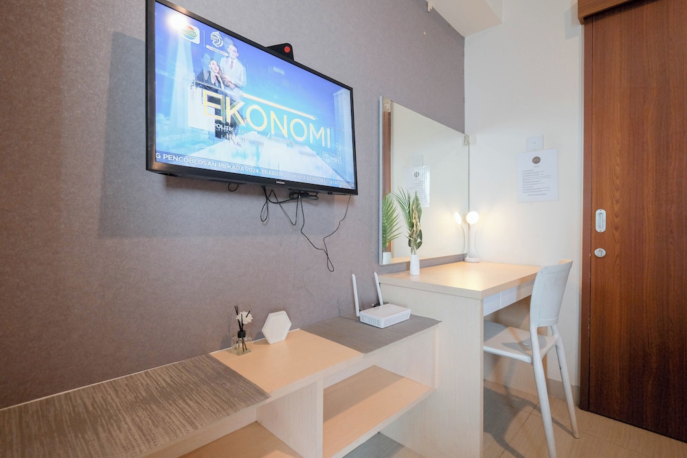 Modern Look Studio At Grand Kamala Lagoon Apartment