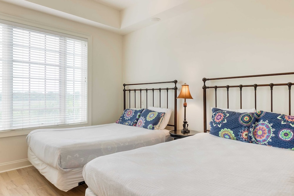 11 Singleton Beach by Avantstay Oceanfront Retreat w/ Private Pool + Boardwalk Near Hilton Head Hotspots