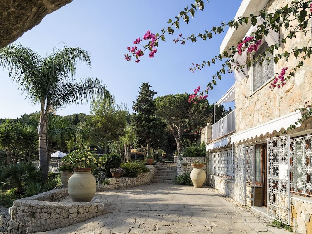 Villa Maddalena view 5