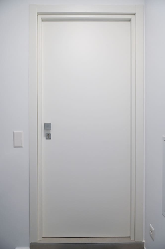 Lugano Suite Modern Concept 5