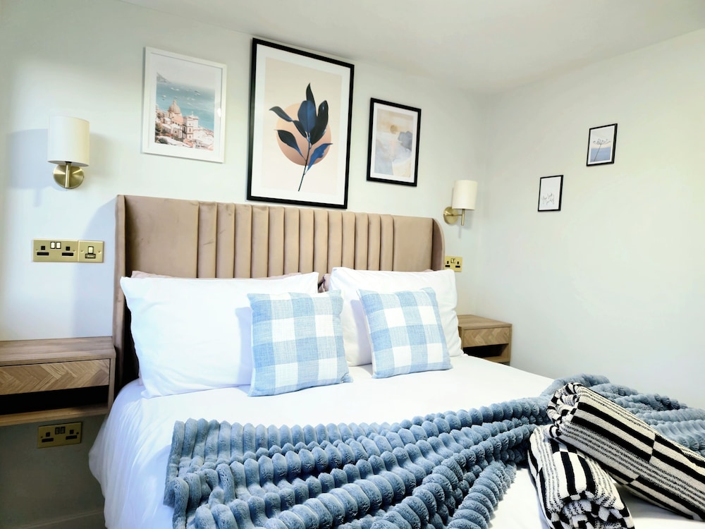 3-Bed Home in Glasgow