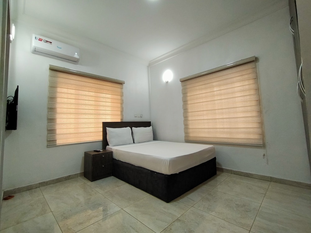 221 Apartments view 4