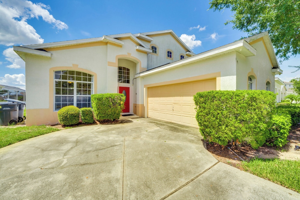 11 Mi to Disney: Home w/ Game Room & Heated Pool