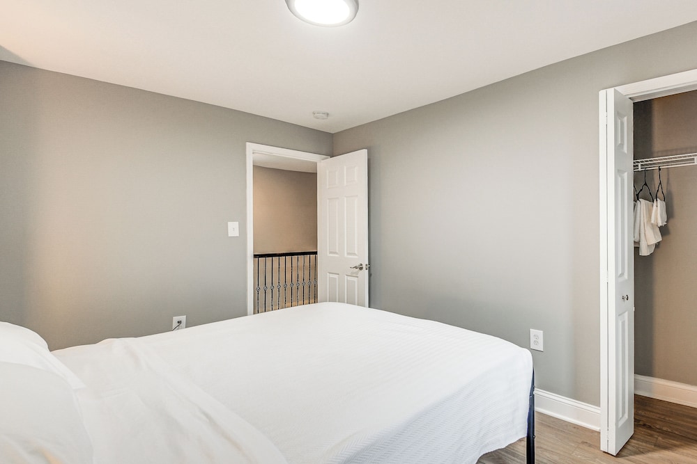 Maryland Home: 3 Mi to Downtown Silver Spring view 5
