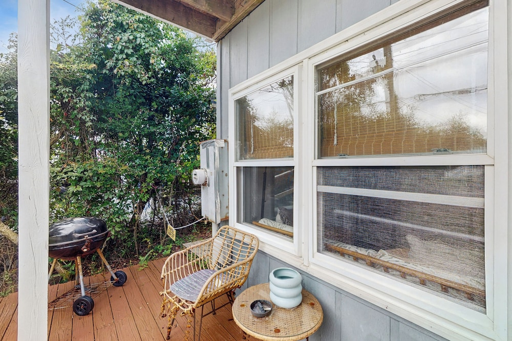 Entire House - Serenity in Surf City