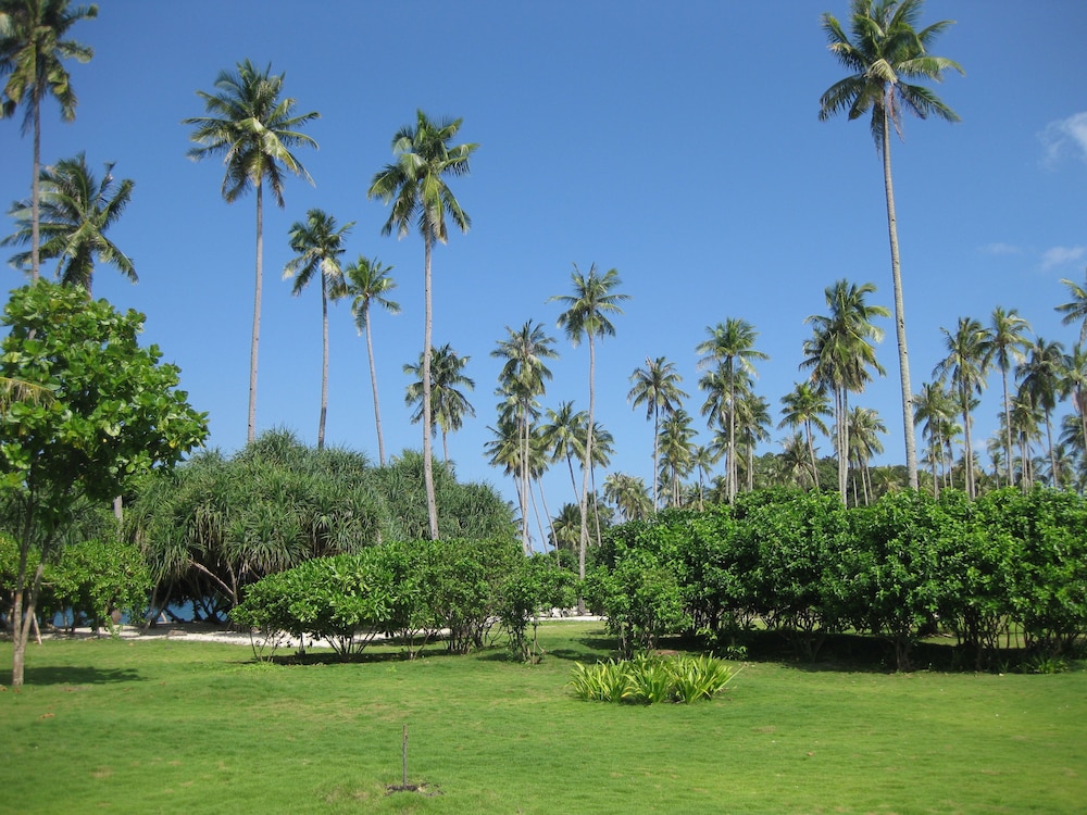 Trikora Beach Club & Resort