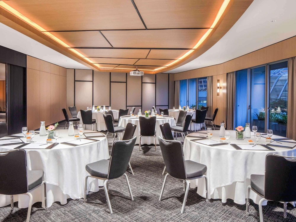 Swissotel The Stamford Singapore 108