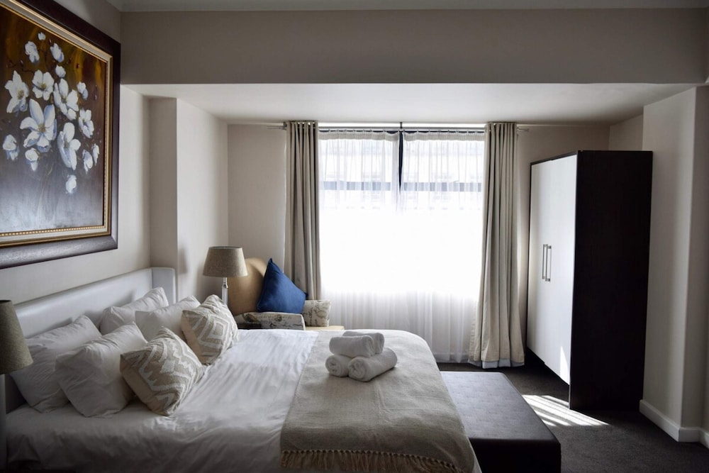 Stunning Modern Apartment in the Heart of Holborn