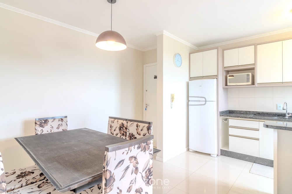 Building With a Pool 400m From Beach - LEA