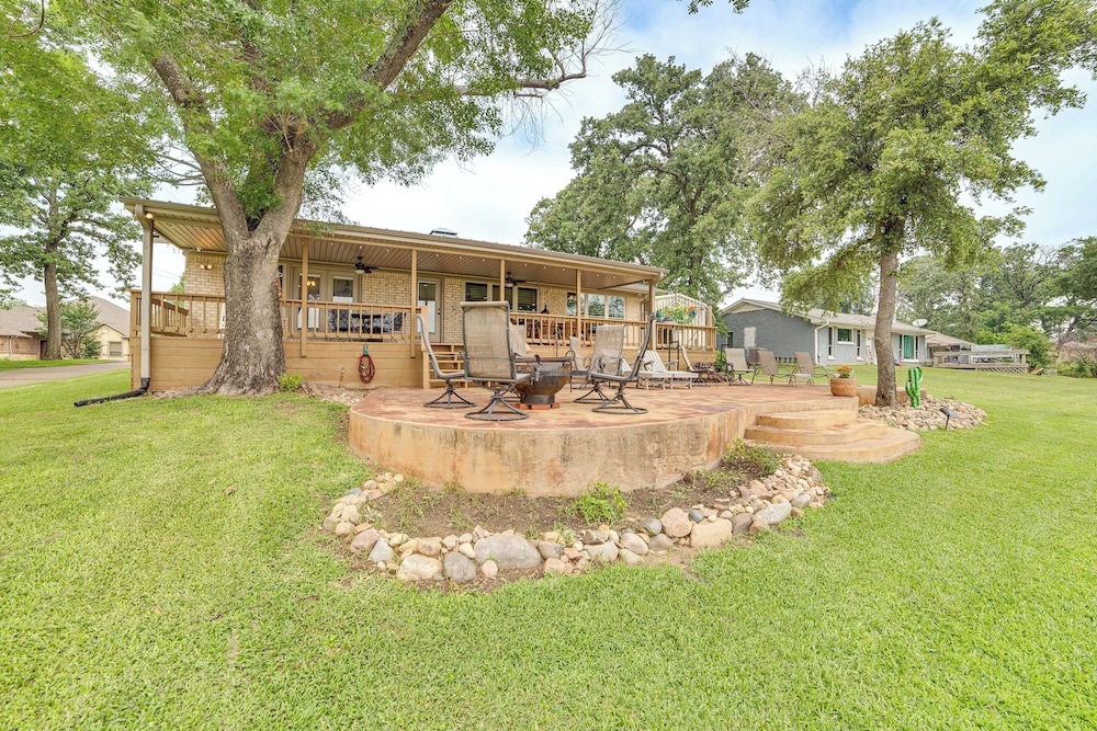 Waterfront Retreat w/ Dock on Cedar Creek Lake!