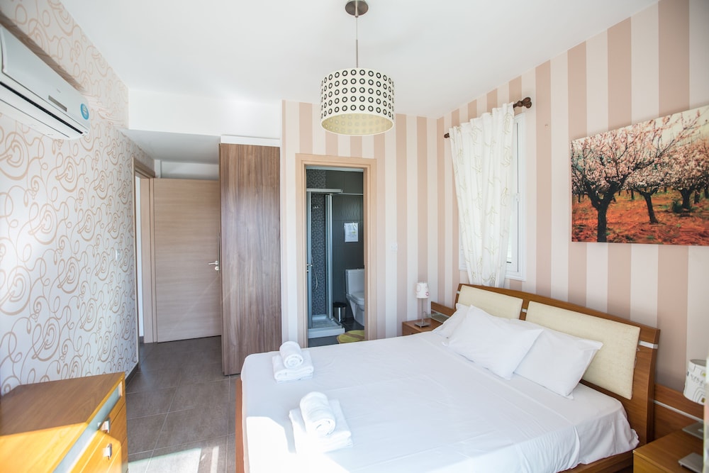 Protaras Holiday Villa Kv19 view 4