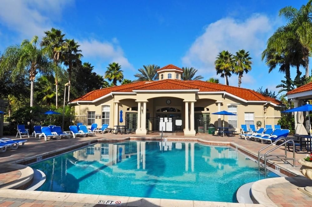 2676 Emerald Island House 5 Bedroom by Florida Star - Image 3