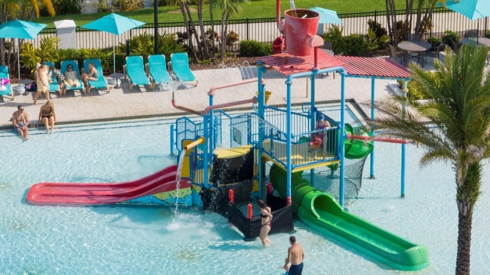 Amazing 5BR Private Pool Lakeview Near Disney