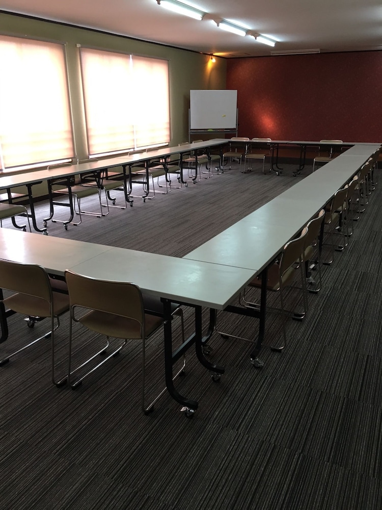 meeting & event spaces
