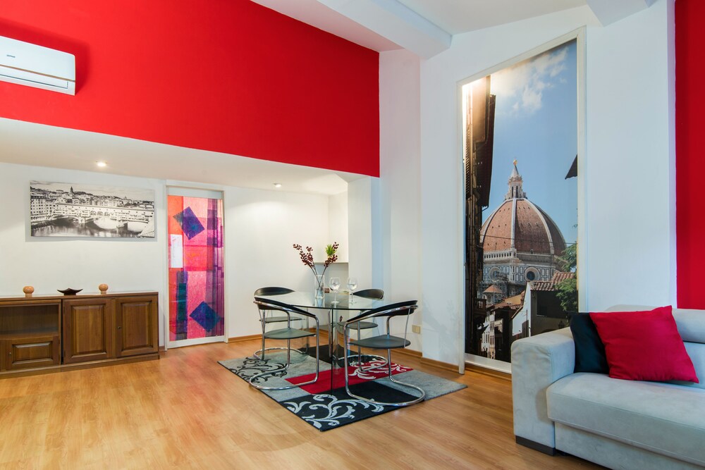 Borgo Allegri Arno Flat