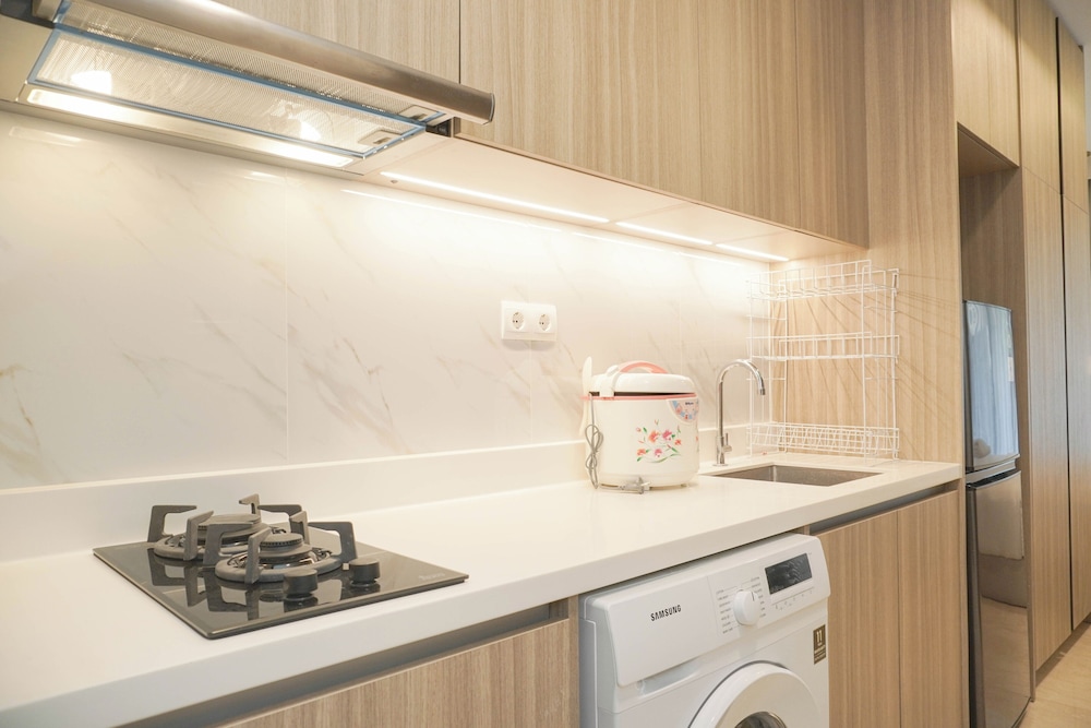 Comfort Living Apartment Studio At Arumaya Residence