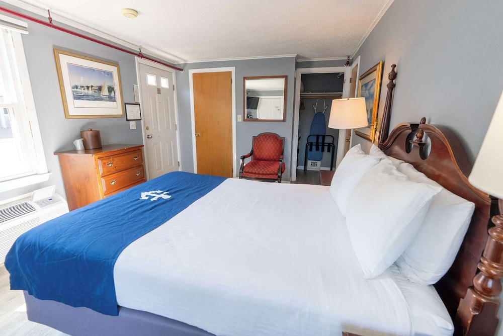 Fishermans Wharf Inn