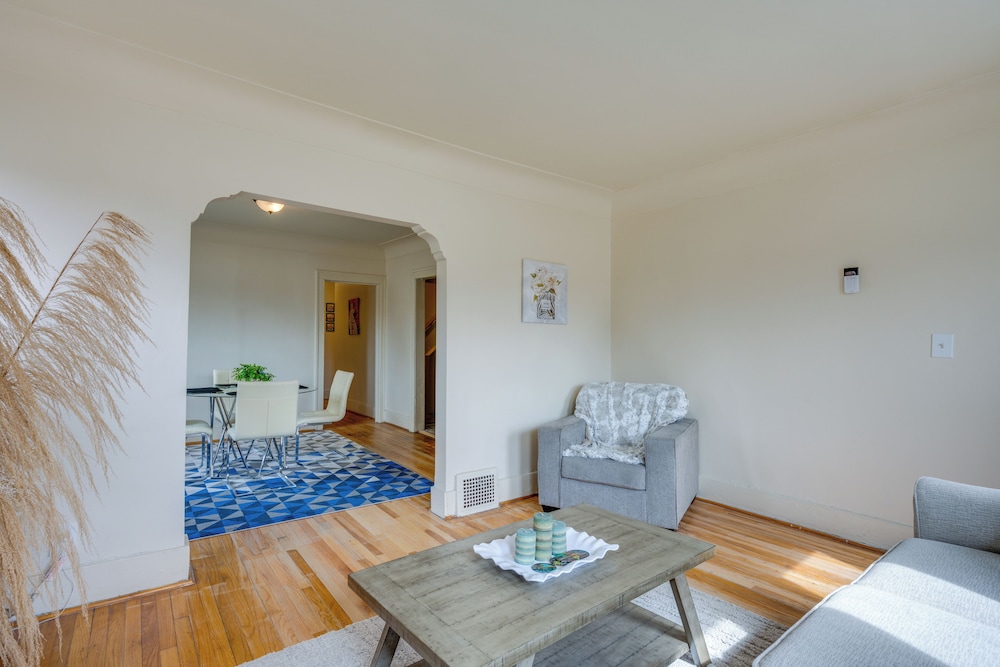 Pet-friendly Detroit Stay Near Motown & DIA