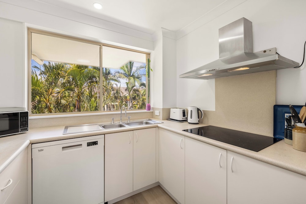 Beach Break Apartment 65